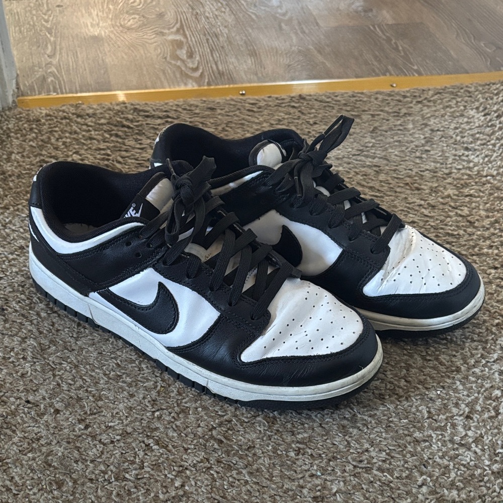 Nike Men's Classic Panda Sneakers
